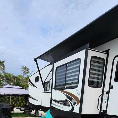 So "Time To Wander" Pet Friendly And Free Early Check-In! Villa Fort Myers Bagian luar foto
